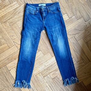 Hidden Jeans Women’s Frayed Hem Pants Size 27